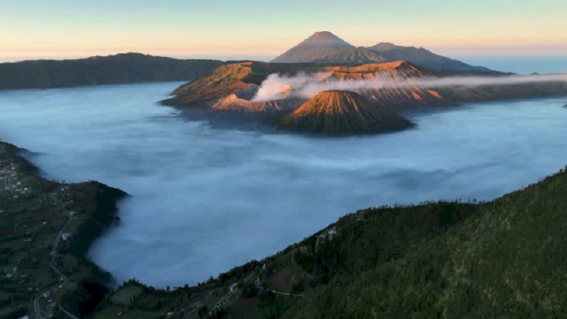 Bromo East Java Tour Packages to Exploring the Wonders